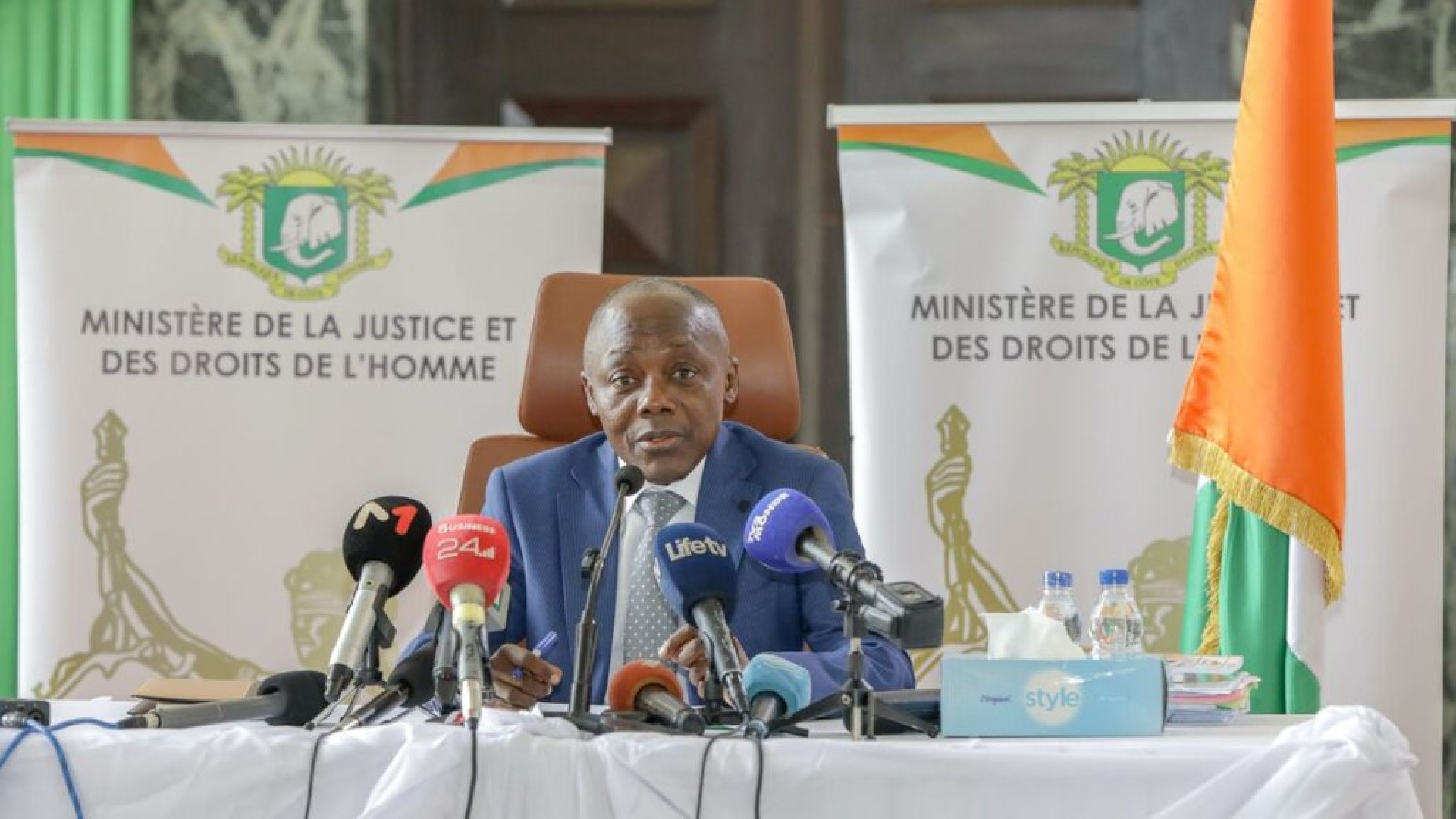 Côte d’Ivoire : Tidjane Thiam “pas apatride”